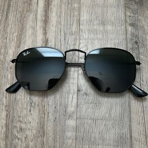 Ray-Ban Black Sunglasses